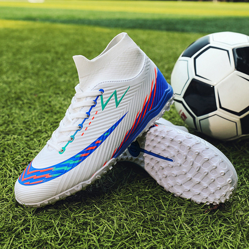 新款男士高帮足球鞋长钉碎钉青少年学生防滑专业训练足球鞋男