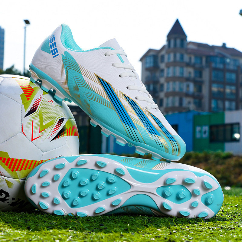 新款儿童足球鞋男女款长钉碎钉比赛训练鞋中小学生户外足球鞋