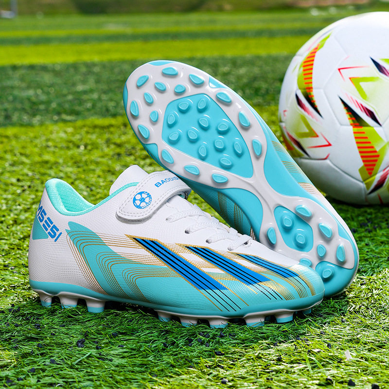新款低帮魔术贴足球鞋男长钉训练鞋女款儿童青少年比赛专用鞋