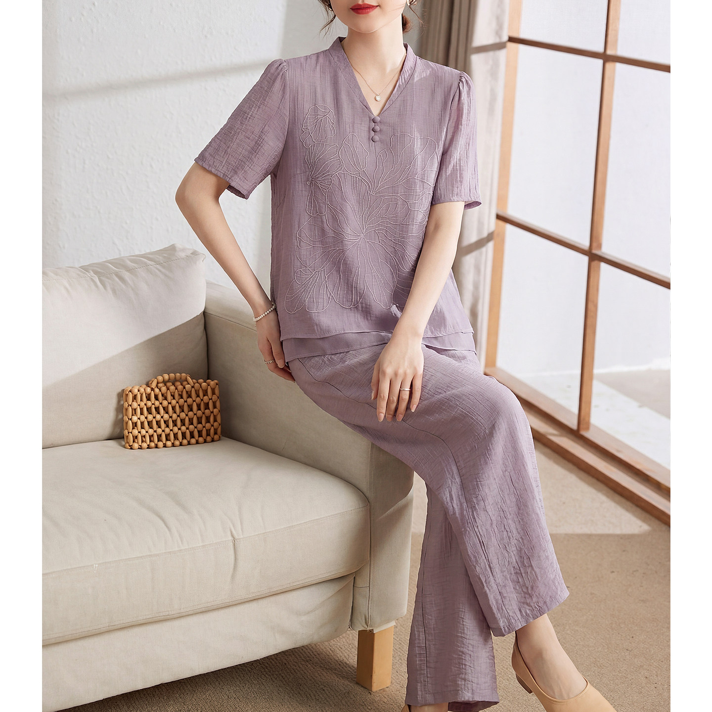 喜卉妈妈夏装2026新款短袖时尚短衬衫套装中老年女装宽松上衣纯色