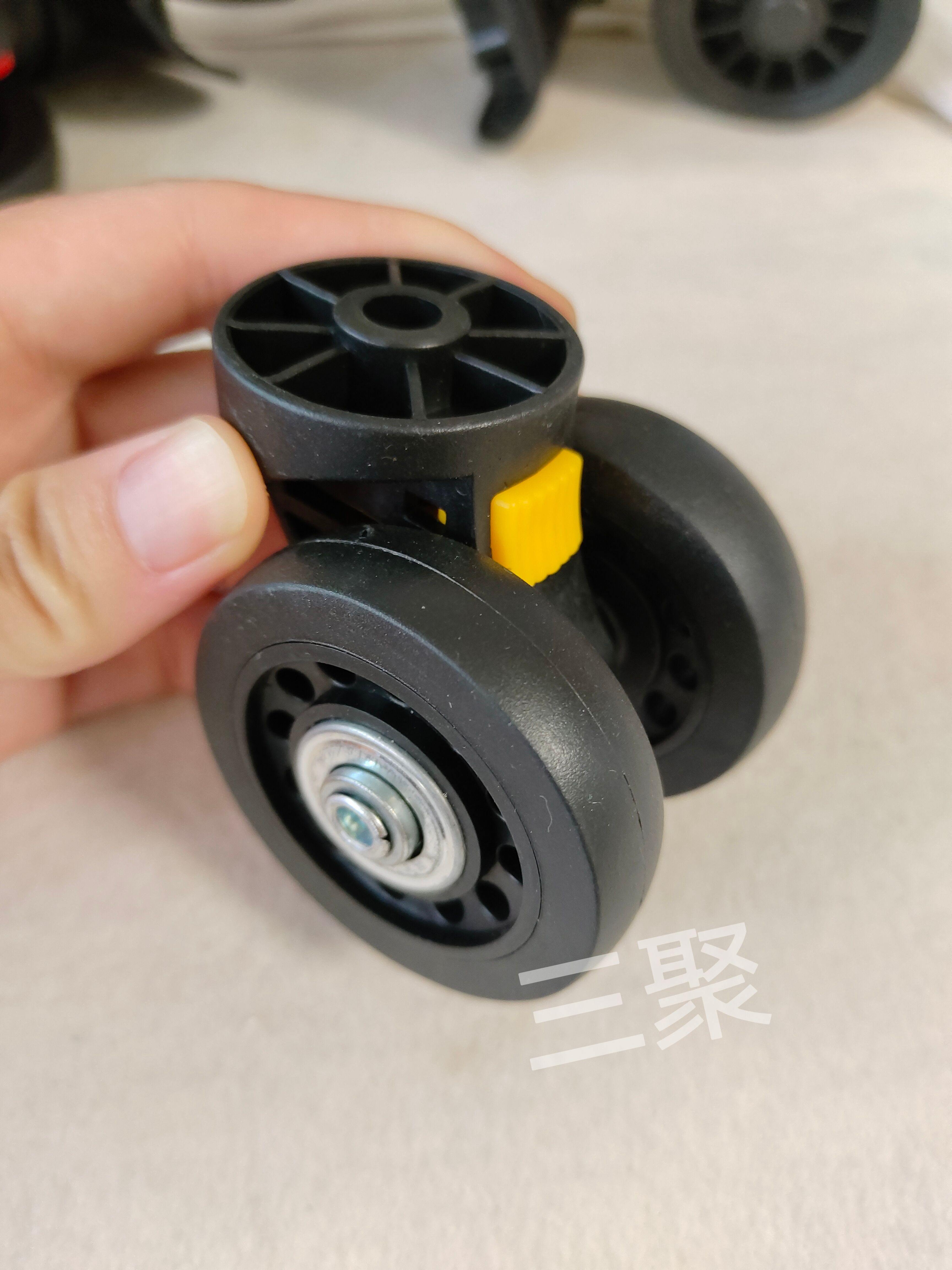 行李箱万向轮可拆卸拉杆箱旅行箱脚轮密码箱皮箱轮子行李箱轮子
