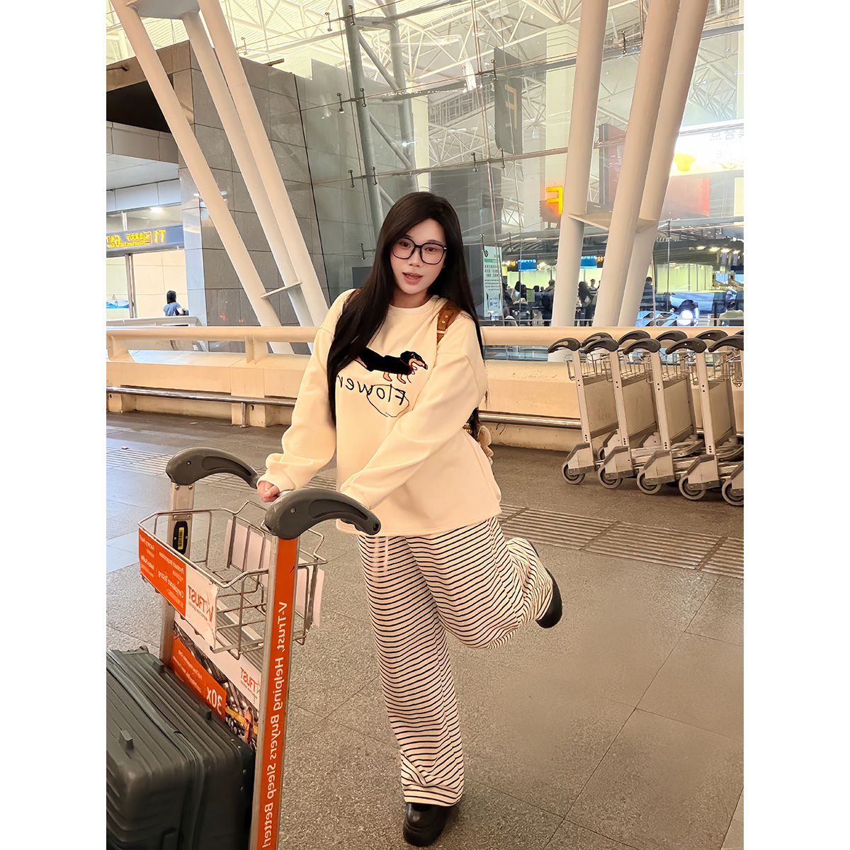 姜姜【腊肠小狗】大码宽松卫衣