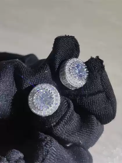 Hiphop Ear Studs Blingbling Super Shiny Micro-Inlaid 3A Zircon Full Diamond Earrings Earrings