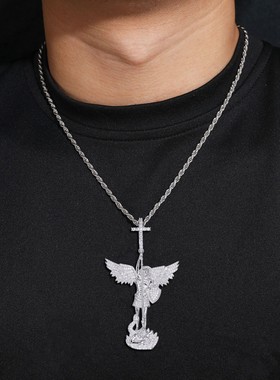 S925银莫桑石战神天使翅膀吊坠