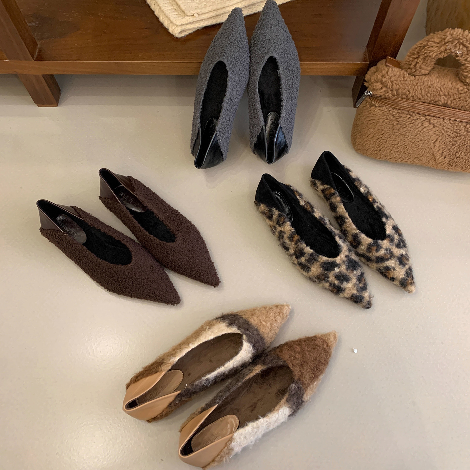 皮毛一体浅口棉瓢鞋女加绒保暖尖头平底单鞋2025冬外穿羊羔毛毛鞋,女鞋,浅口单鞋,淘宝优惠券,粉丝福利购,淘宝优惠卷