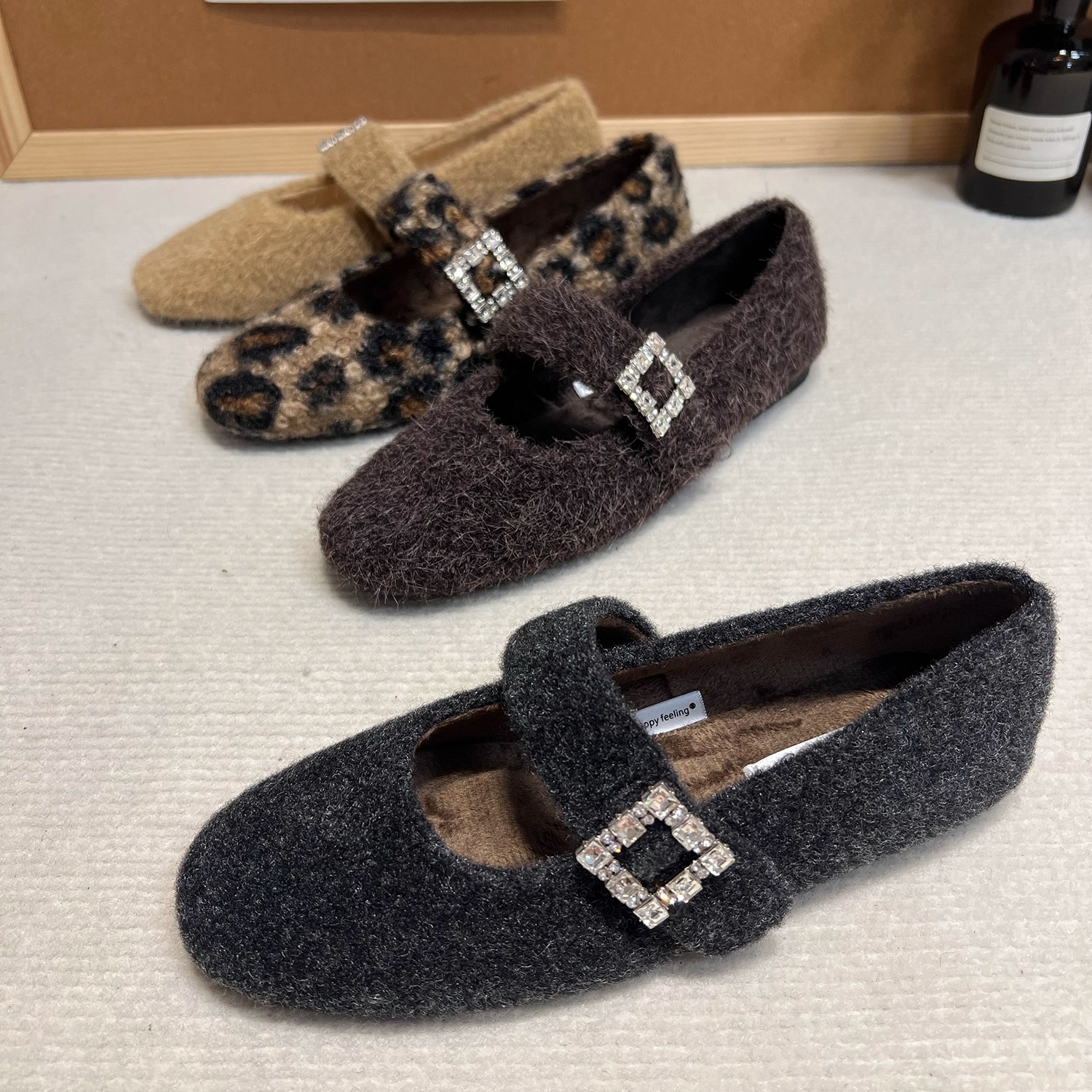 水钻一字带平底玛丽珍单鞋女冬新款外穿水貂毛毛鞋加绒保暖面瓢鞋