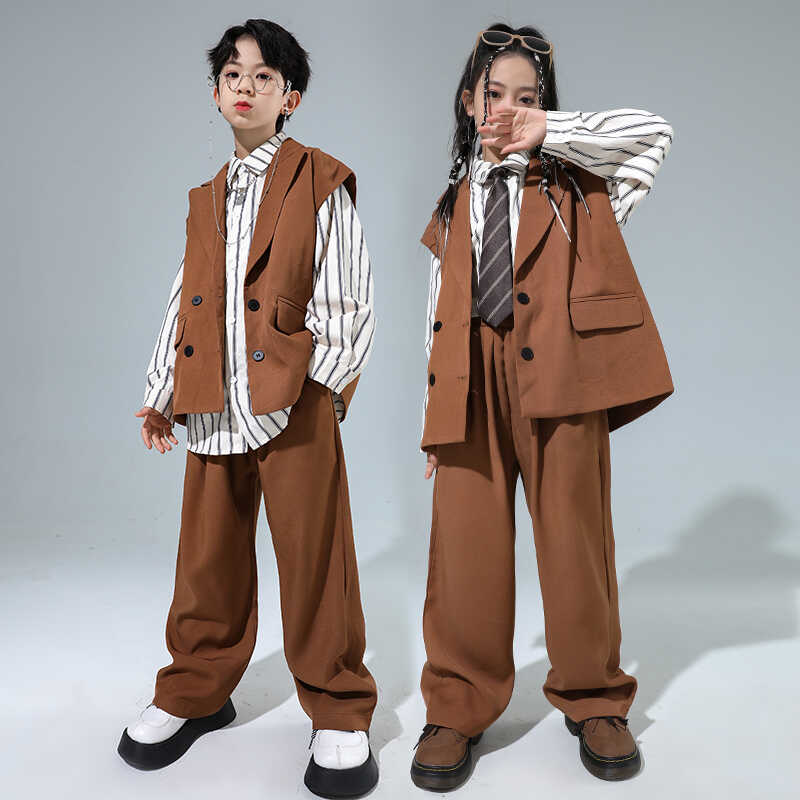 嘻哈套装走秀街舞poppinghiphop