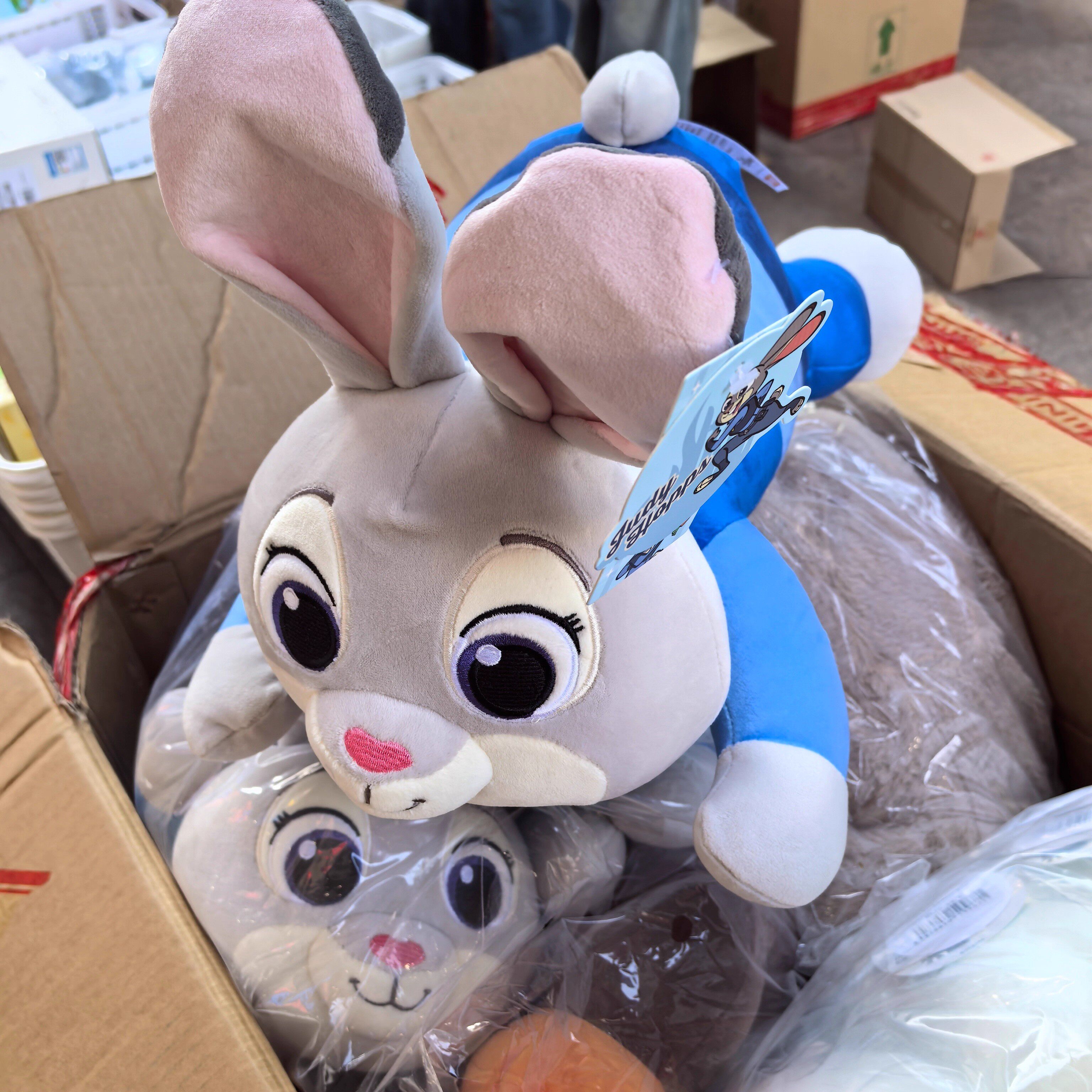 名创优品疯狂动物城系列趴姿16号