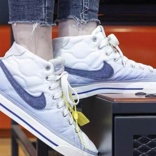 Nike帆布系带女子中帮休闲板鞋