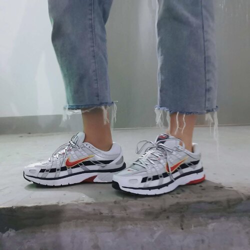 耐克女子P6000复古跑鞋