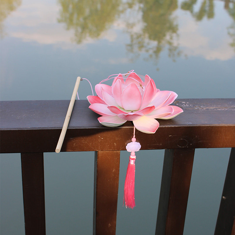 汉服灯荷花灯汉服放灯行舞蹈表演道具灯笼古风莲花手提汉服荷花灯,节庆用品/礼品,荷花灯/河灯,淘宝优惠券,粉丝福利购,淘宝优惠卷