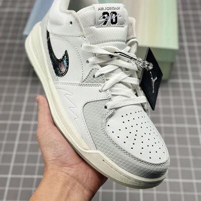 JORDAN STADIUM 90 减震 防滑 蛇年 CNY 低帮休闲鞋 HV4092-100