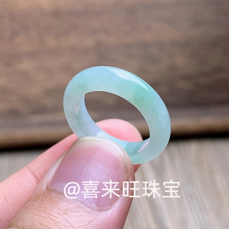 冰种白飘绿花浅绿色玉石戒指指环