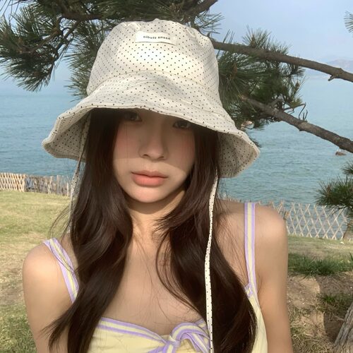 陈奶奶清新文艺波点渔夫帽女