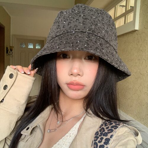 质感爆棚！复古豹纹烫砖渔夫帽女