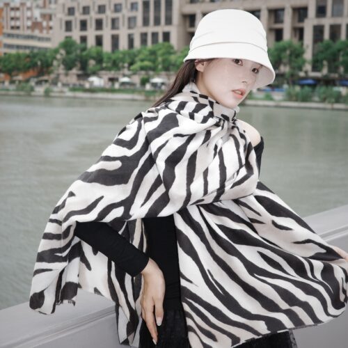 陈奶奶高级感斑马纹长丝巾女