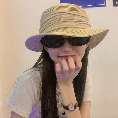 草帽的优雅气质平顶女夏季出游帽