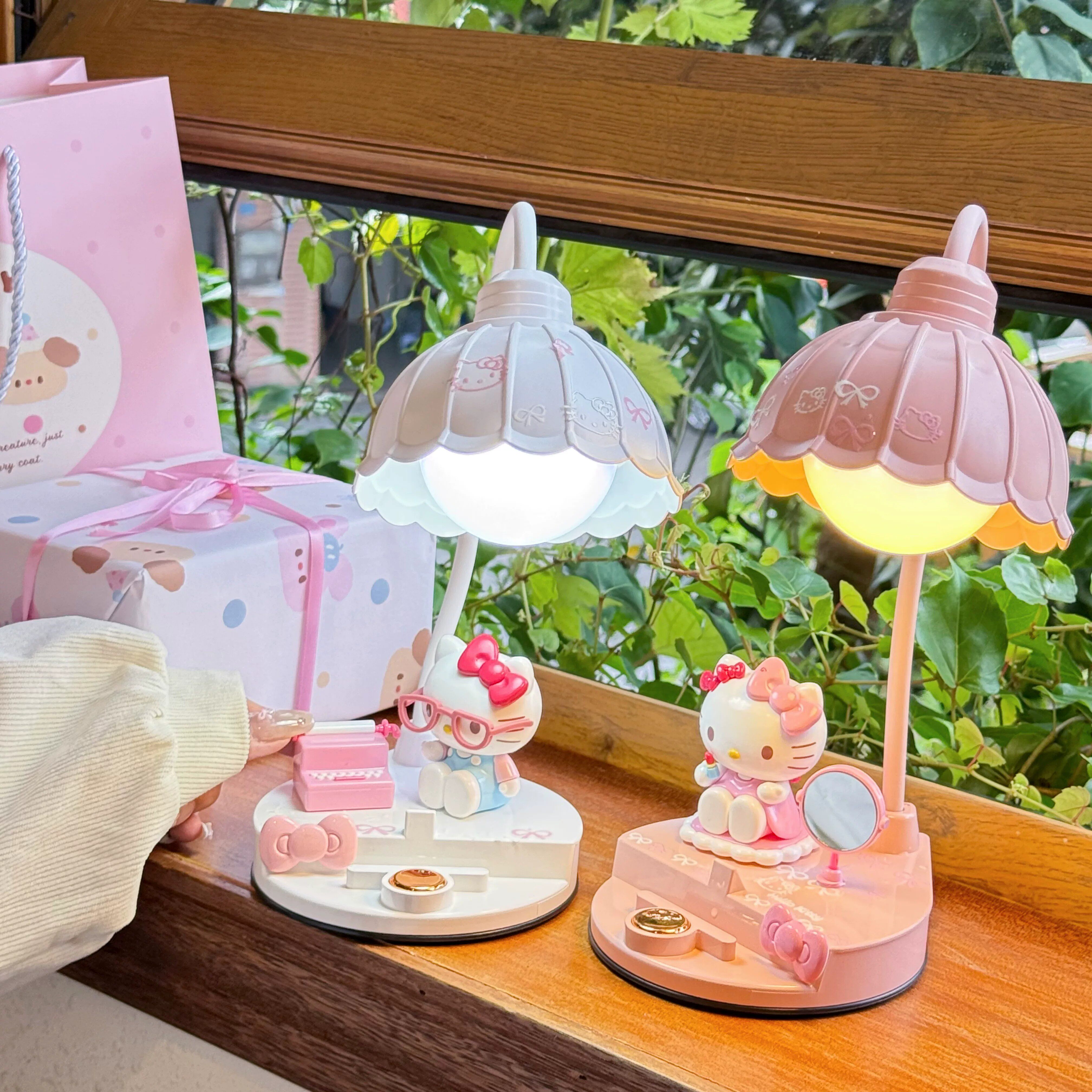 少女心爆棚！凯蒂猫台灯可爱鼠~