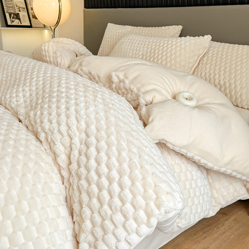 兔兔绒牛奶绒四件套高级感