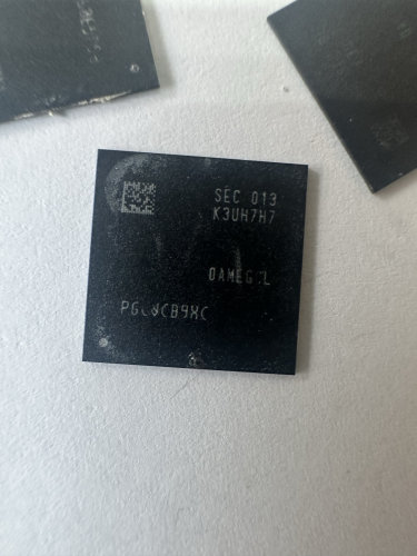 K3UH7H70AM-EGCL三星8g上盖，970/980/990上盖运行内存