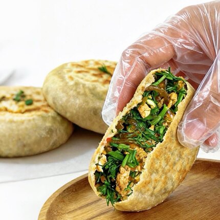 健身糕点茴香菜粉丝鸡蛋全麦馅饼手工现做饱腹健身轻食代餐零食品