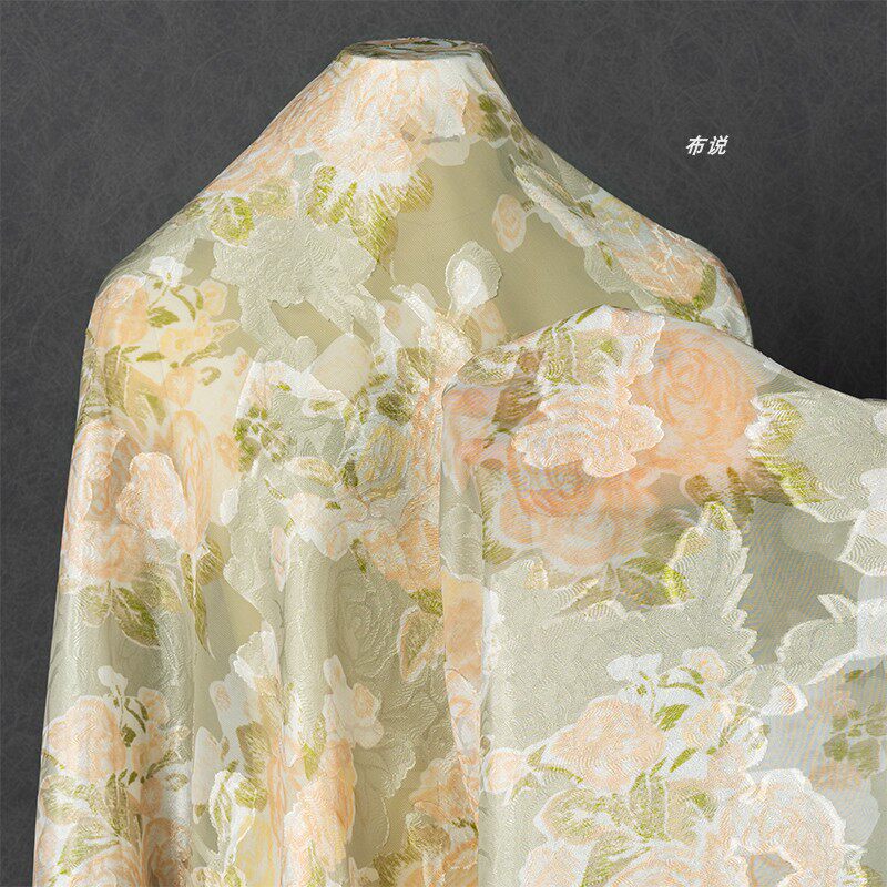 粉绿色牡丹花雪纺纱提花剪花刺绣面料 新中式上衣连衣裙旗袍布料
