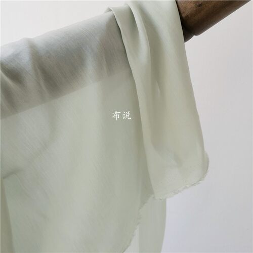 浅绿色内衬服装真丝棉