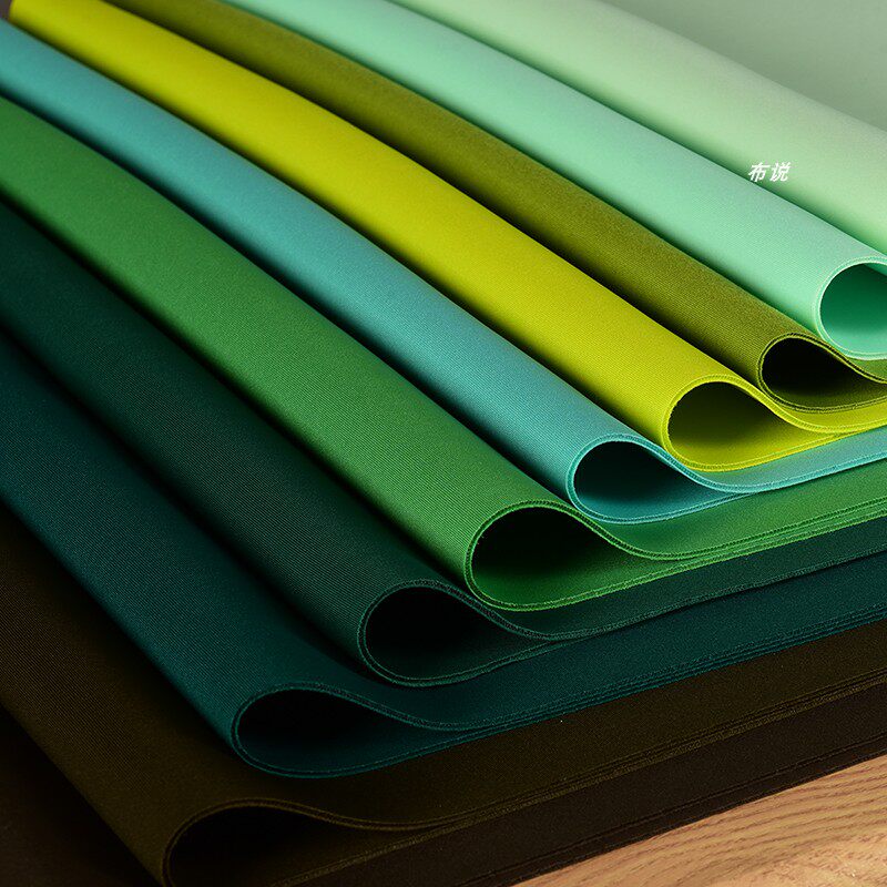 深绿色浅绿色厚款太空棉布料 真空夹丝针织布 弹力泡泡空气层面料