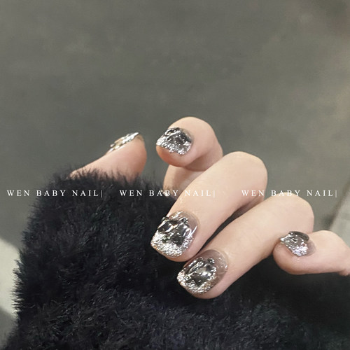 穿戴甲黑夜公主美甲爆闪暗黑清透