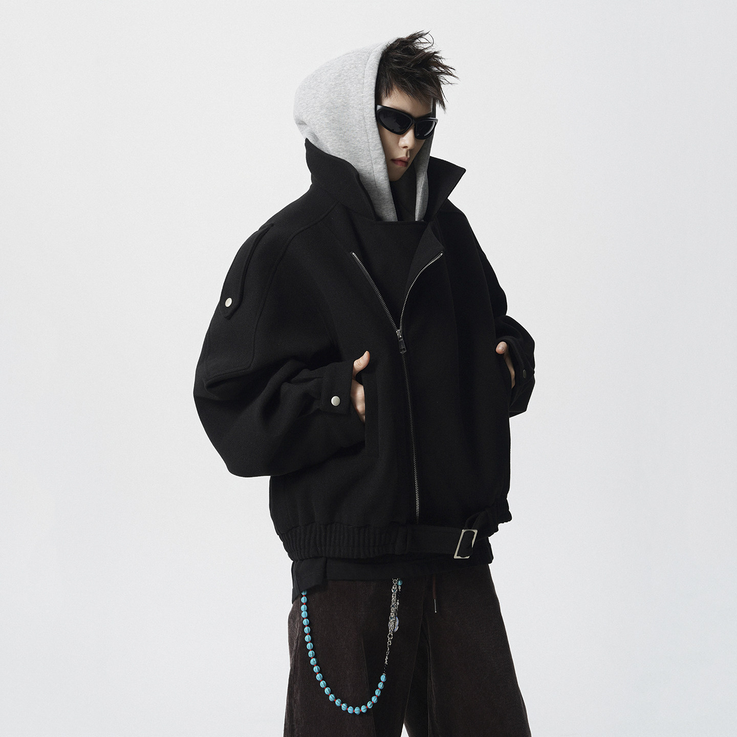 现货1014-FY823-P138~假两件连帽可拆卸毛呢短款夹棉大衣外套，女装短外套，星座1014