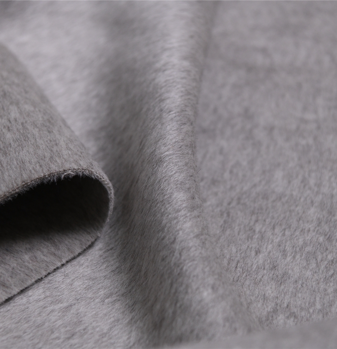 意大利原单MA*X品牌客供 桑蚕丝彩绒工艺双面牦牛绒800克150宽