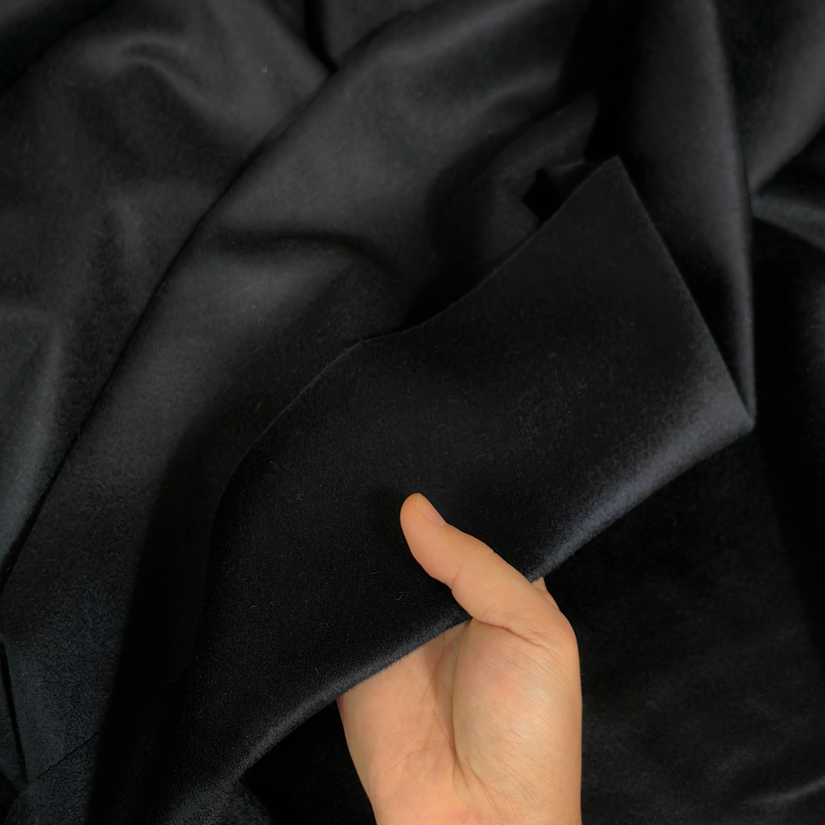 新品 大牌单超糯超滑超软单面山羊绒510克150宽 可做贴身任何款式