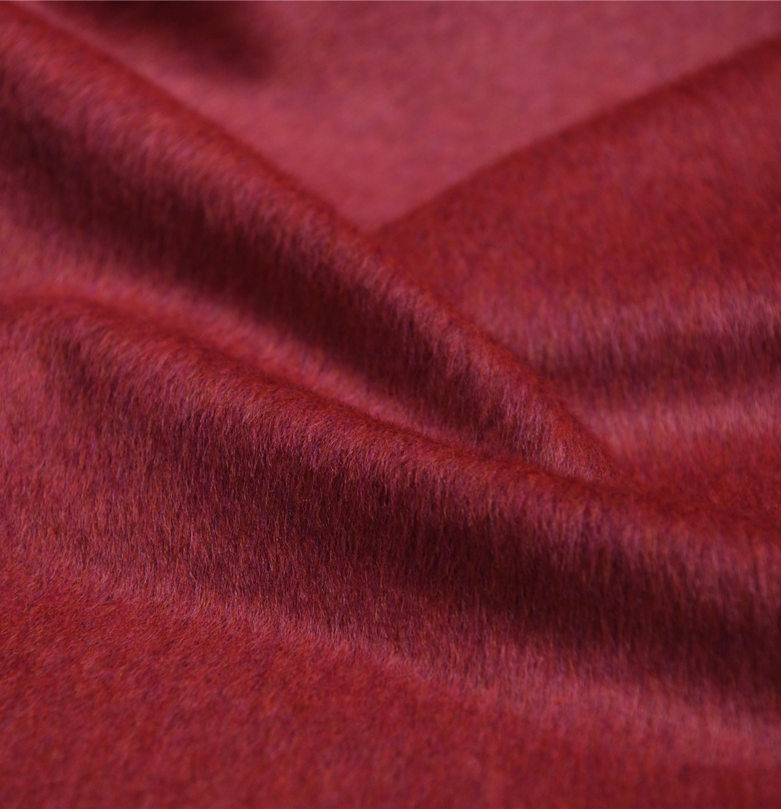 朱柿 品牌订单 彩绒工艺秋冬长毛单面阿尔巴卡羊驼绒 设计师布料