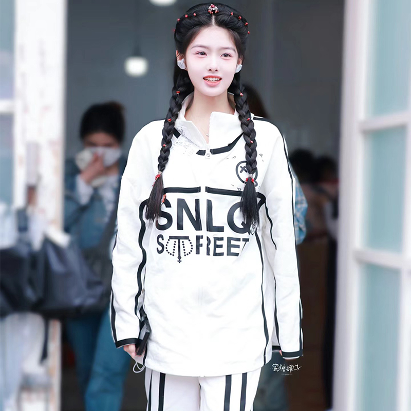 明星同SNLQstreet休闲时尚套装