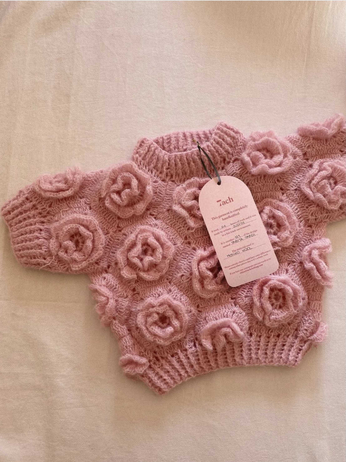 粉色羊毛毛衣tach圆领