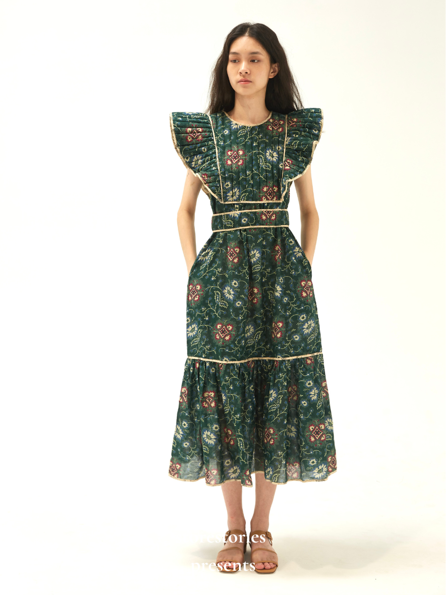 圆领中长款连衣裙碎花