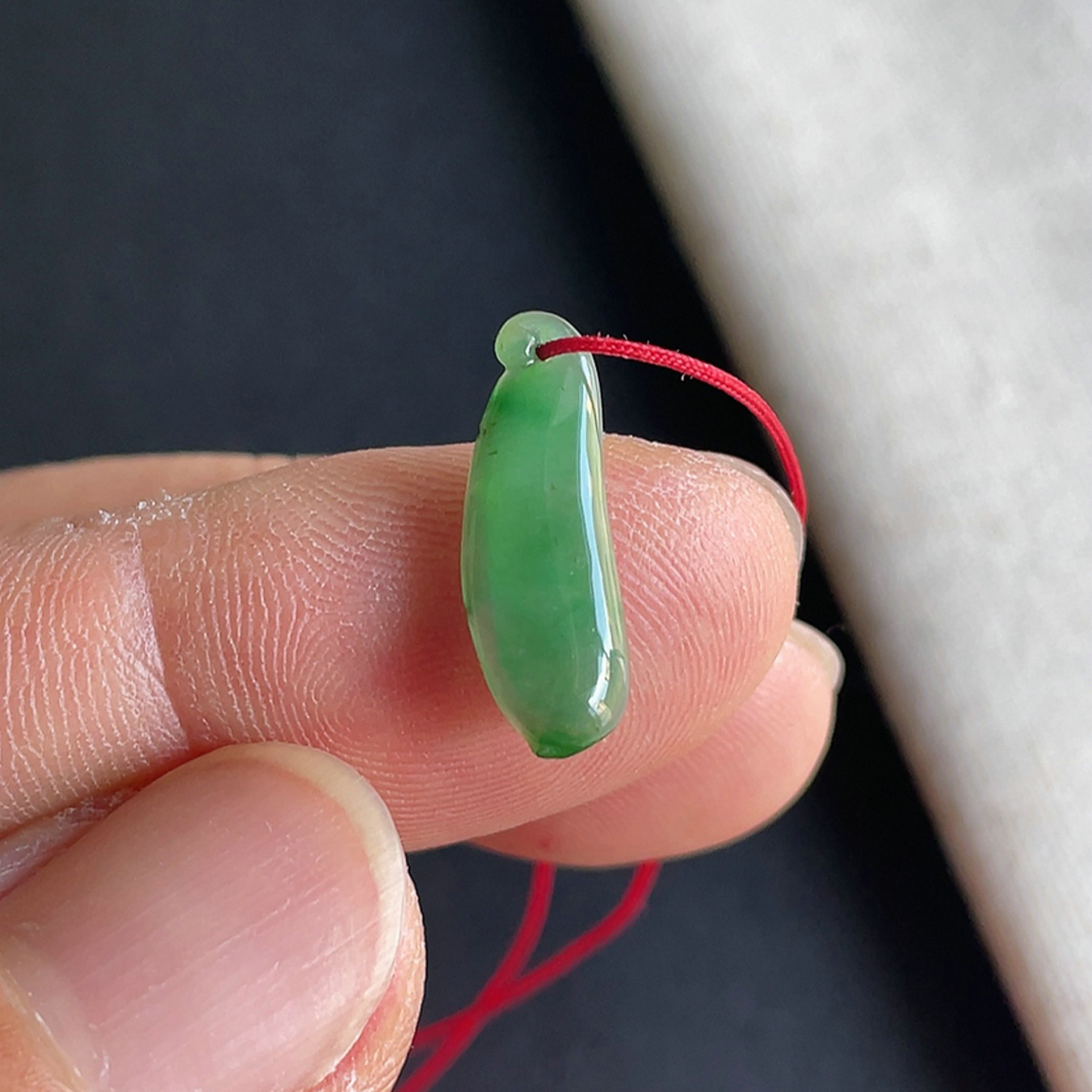 冰种满绿福瓜吊坠天然翡翠A货