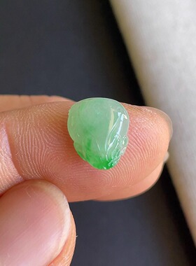 0821-1天然老坑冰种飘阳绿金蟾戒面 翡翠A货送证书～金晶翡翠