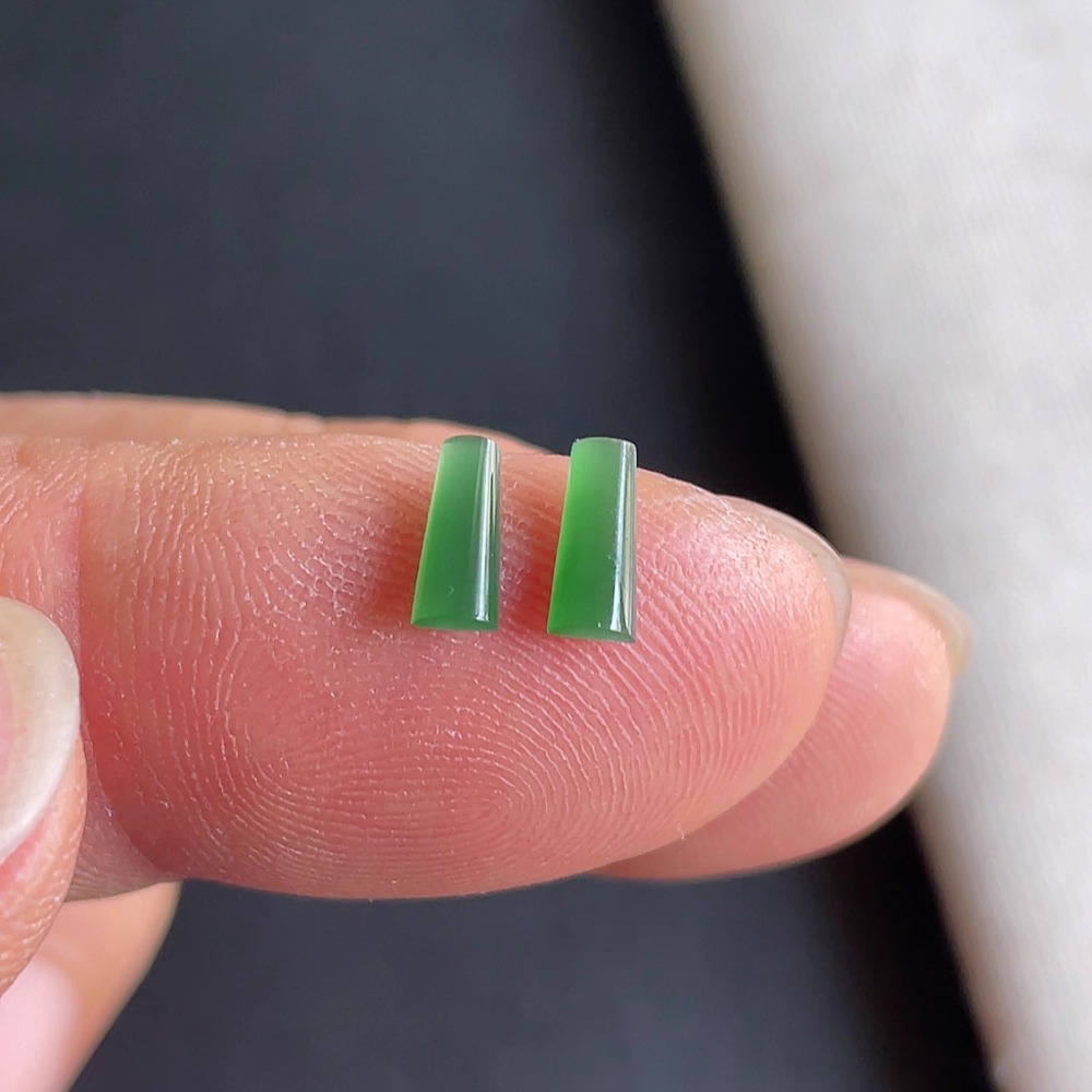 0908-10天然老坑冰种阳绿素面条一对 翡翠A货送证书～金晶翡翠