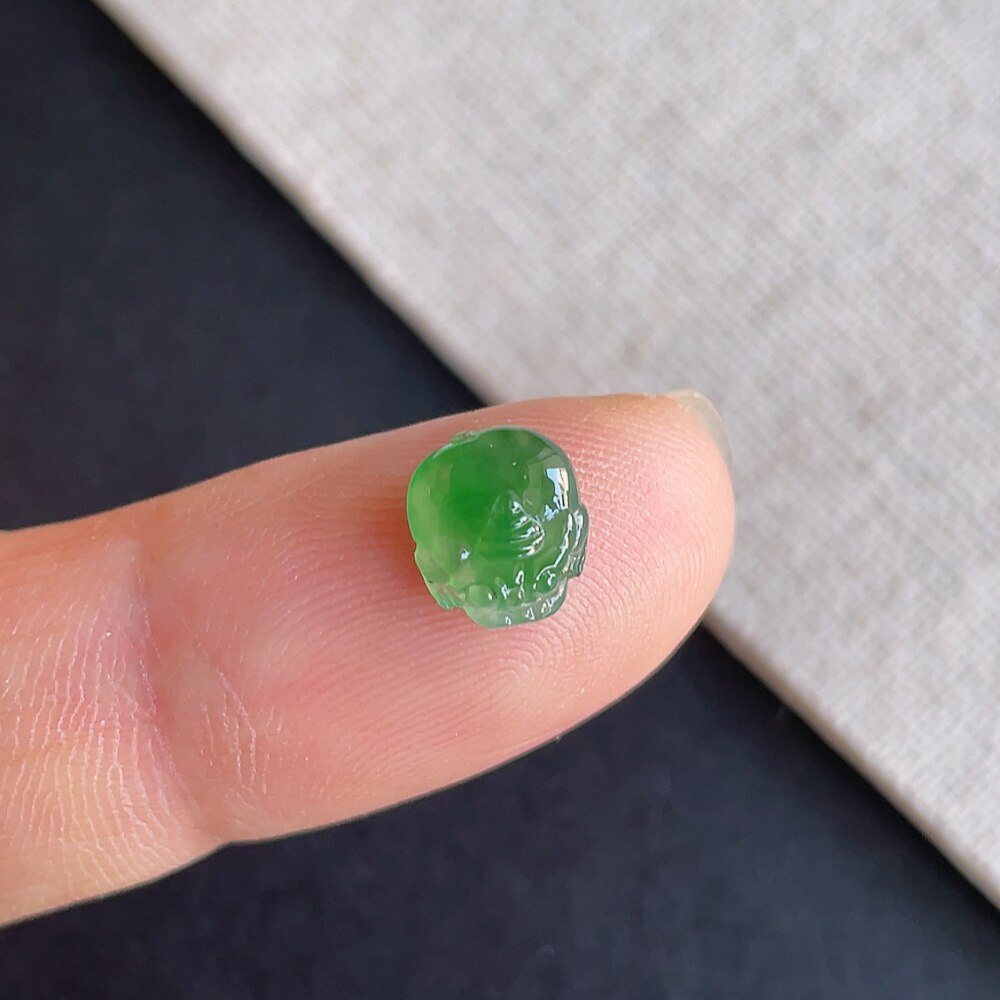冰种阳绿貔貅戒面天然翡翠A货