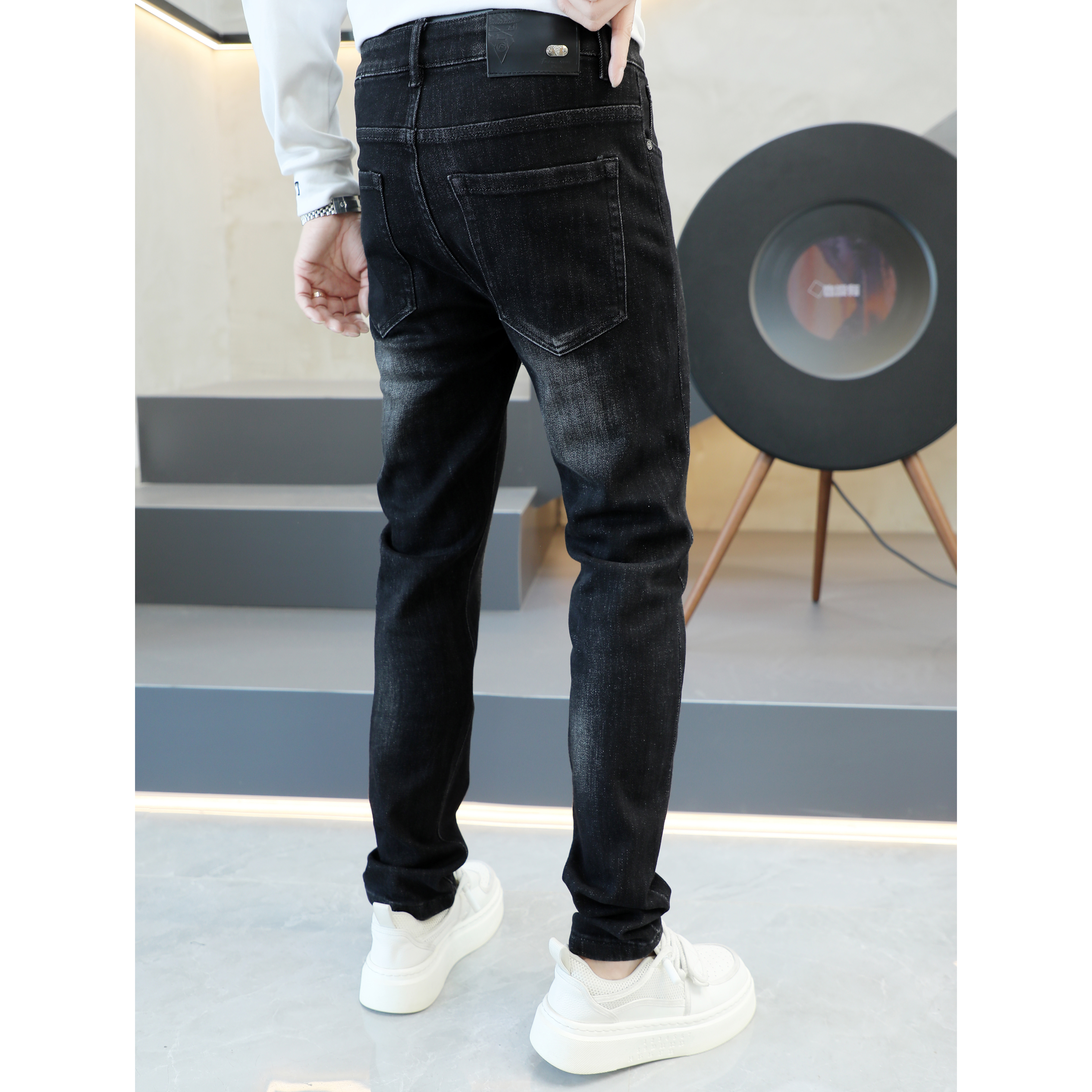 2025秋冬新款高品质修身弹力水洗刺绣男士小直筒牛仔裤25786P130,商品下架区,钱塘6018（原3088）