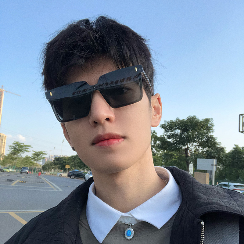 韩版黑色方框墨镜男士大脸显瘦个性百搭防紫外线开车偏光太阳镜潮
