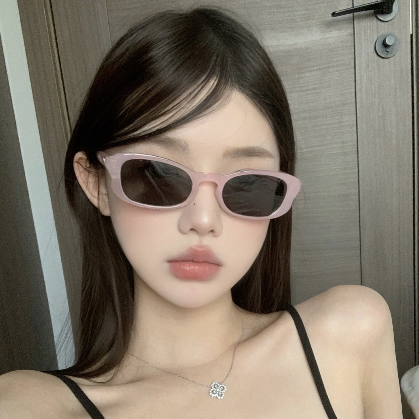 2025新款韩版时尚粉色墨镜女显脸小气质高级感偏光防紫外线太阳镜