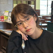 日系椭圆金色小框眼镜女质感超轻平光镜小脸书呆子防蓝光镜近视镜