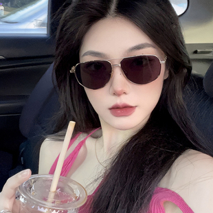 女小脸欧美辣妹个性 金边黑框偏光复古太阳镜2022新款 防紫外线墨镜