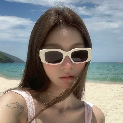 欧美米白方框墨镜女辣妹圆脸显脸小夏季遮阳凹造型高级感太阳镜潮