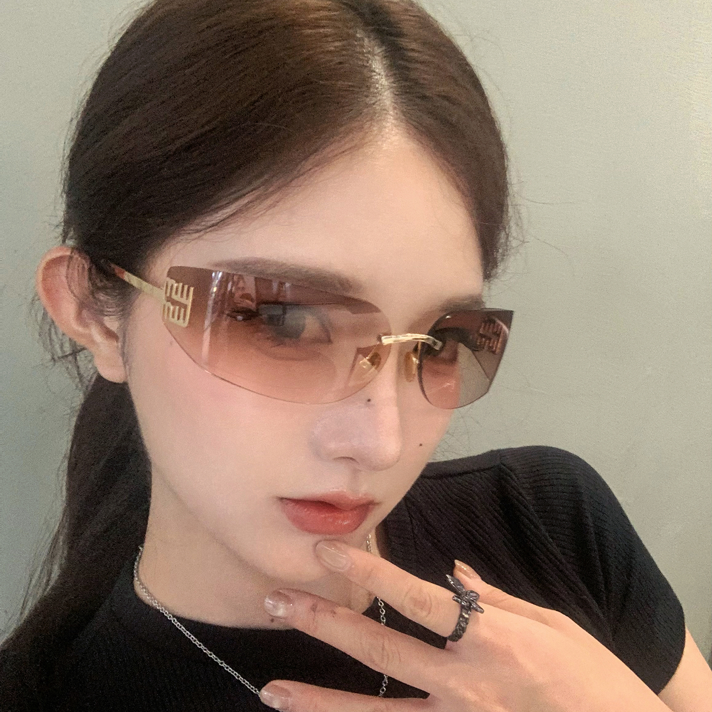 欧美女潮方圆脸显瘦辣妹墨镜Y2K轻奢千金风高级感无框茶色太阳镜