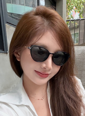 港风复古黑色猫眼偏光墨镜女街拍方圆脸显瘦氛围感夏季遮阳太阳镜