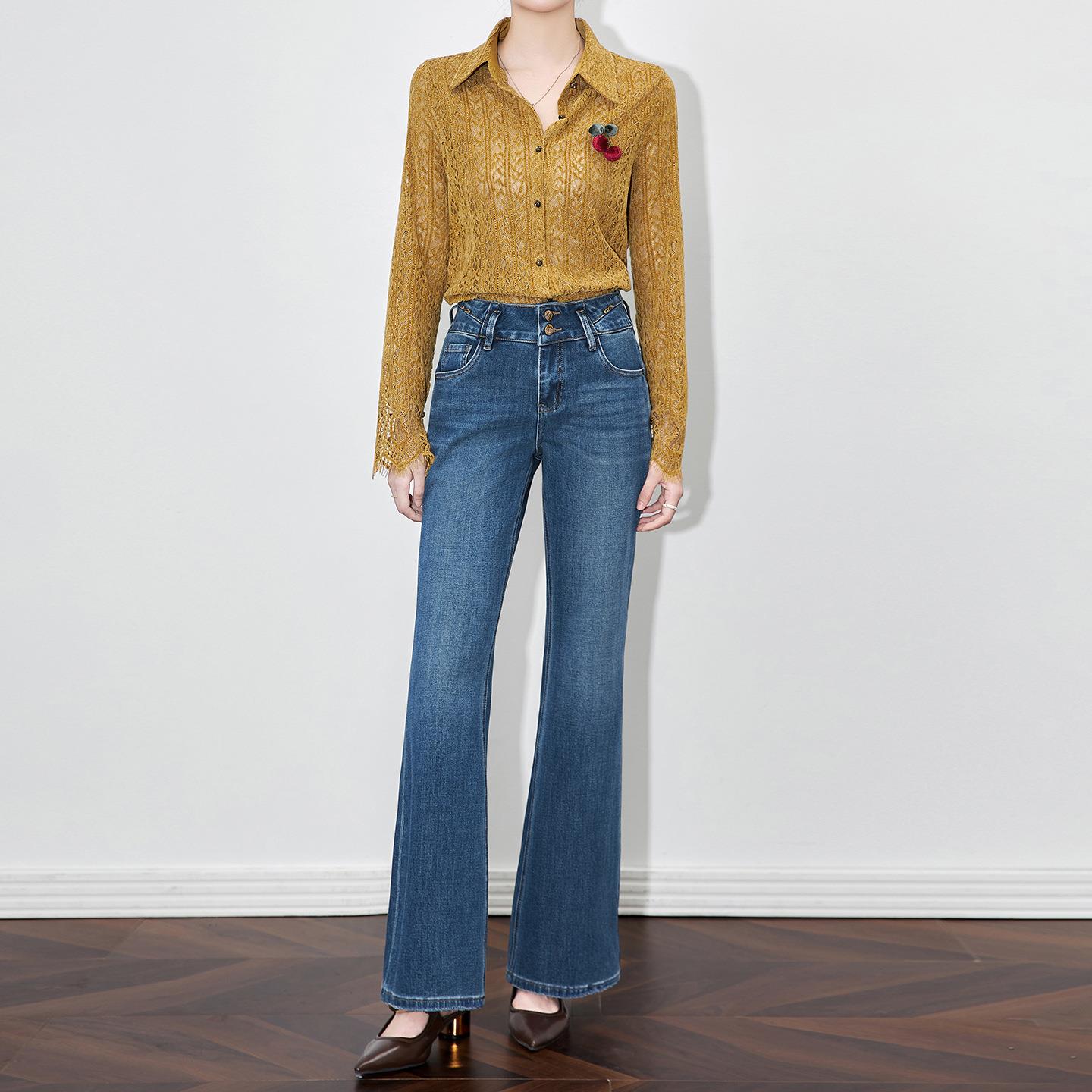 超版型时髦洗水蓝色高腰微喇牛仔长裤修身显瘦喇叭裤女款秋冬