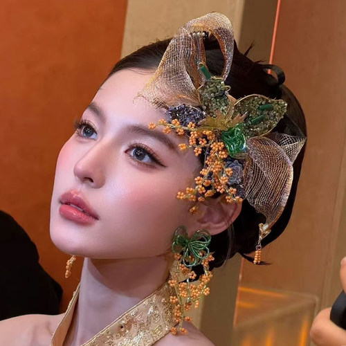 新中式造型新娘头饰个性减龄